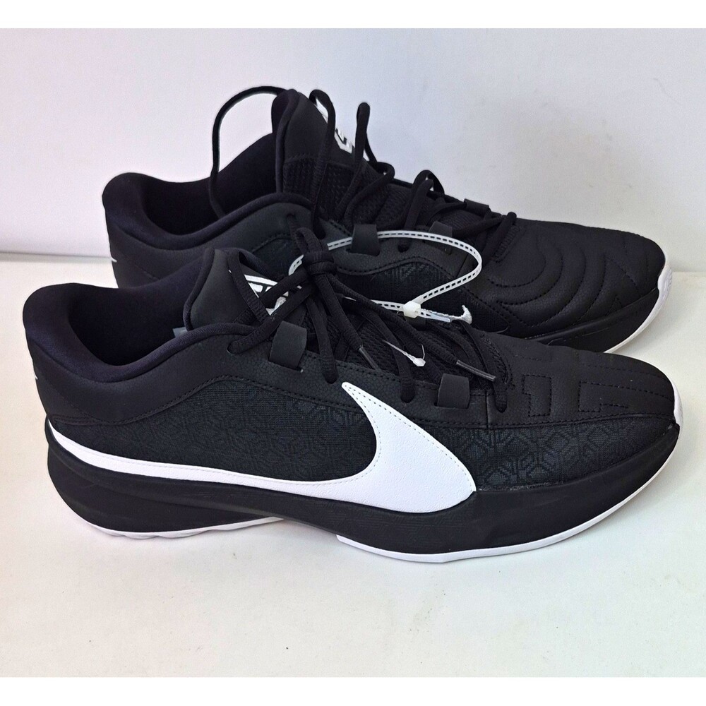 Nike Air Men's Low Top Basketball Sneakers Black White Size 13 FN7089-001
